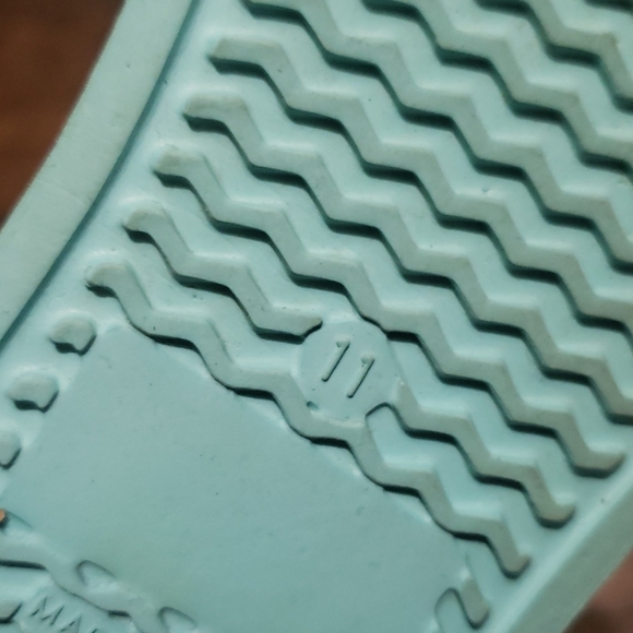 Kids Slip on shoes - Picture 5 of 6